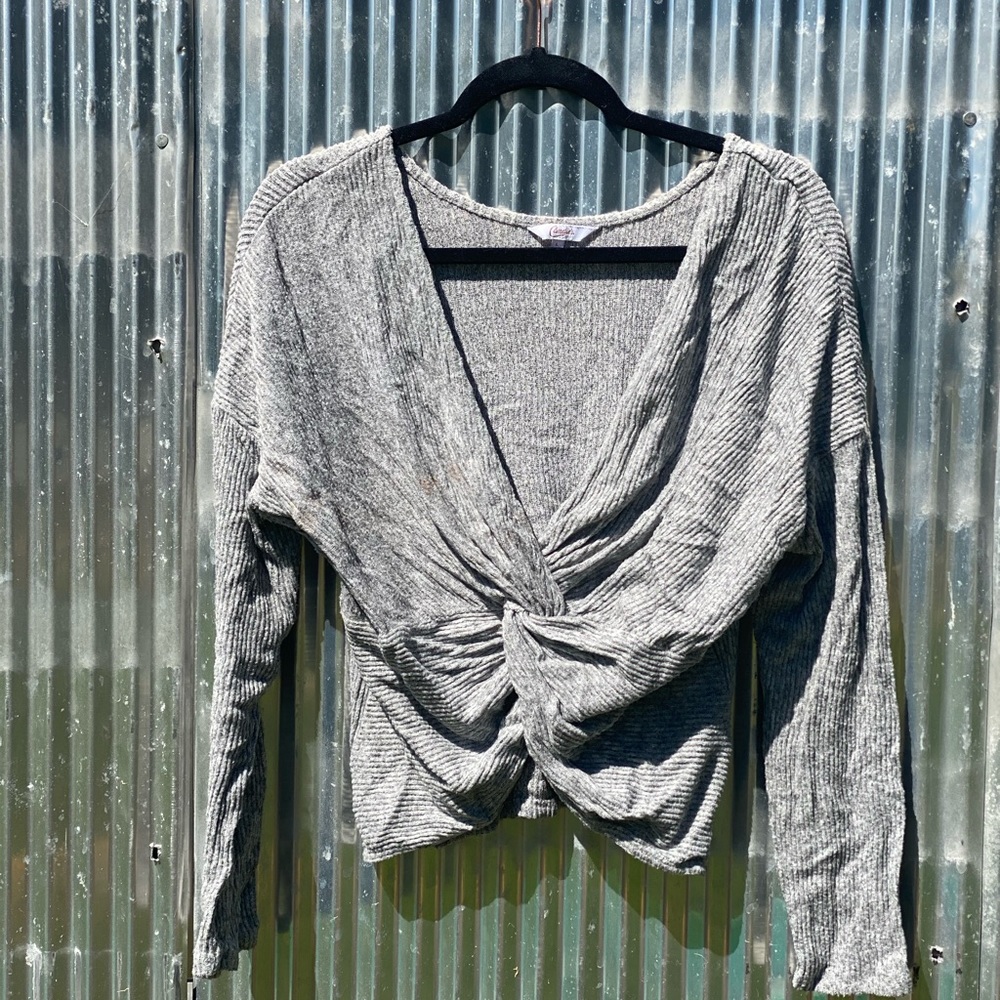 Twist front top